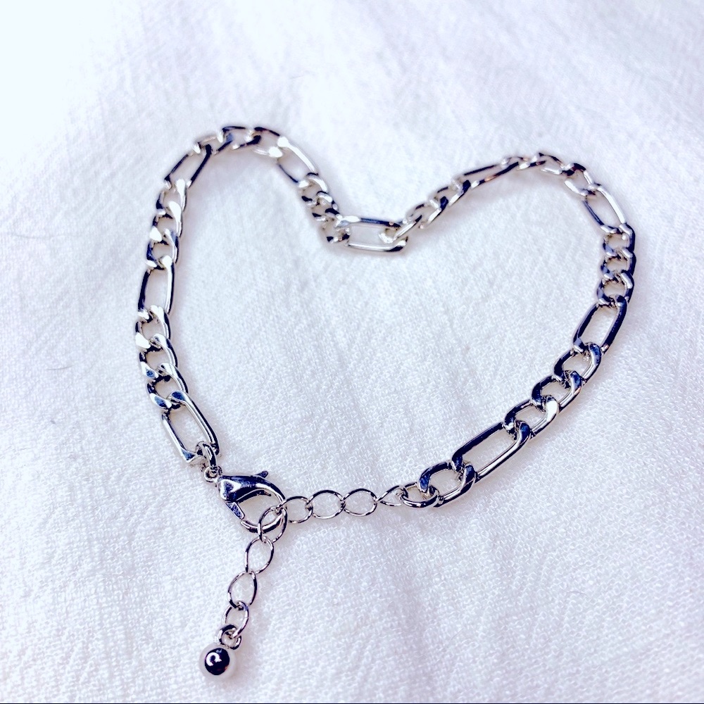 ❣️$25/3❣️ Sliver Plated Chain Bracelet - Picture 5 of 8